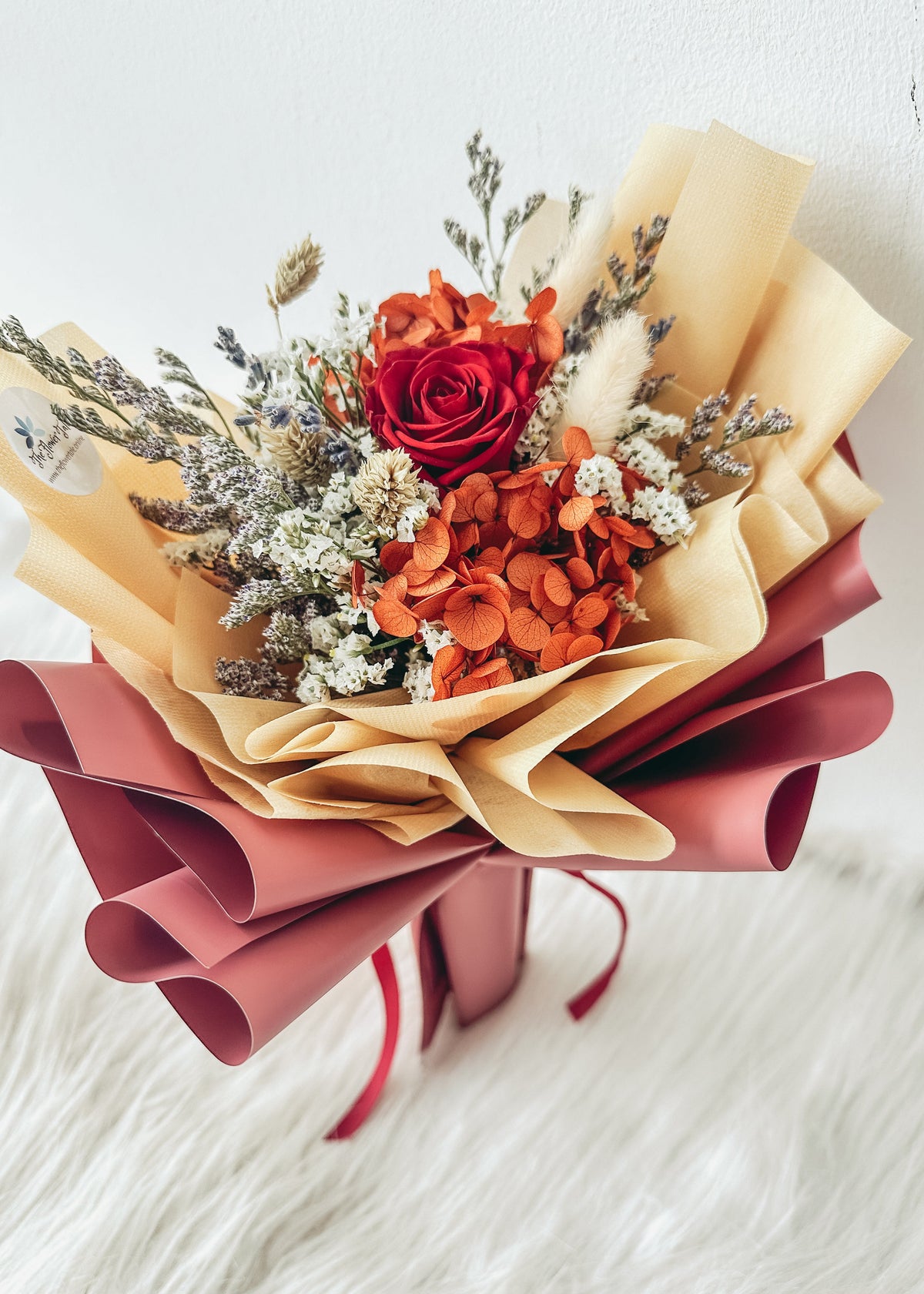 Twin Bundle: 1 stalk preserved rose bouquet